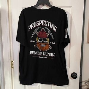 Bella Canvas Nine Line Black Graphic Tee w/Skull Design "Prospecting". Size 2XL